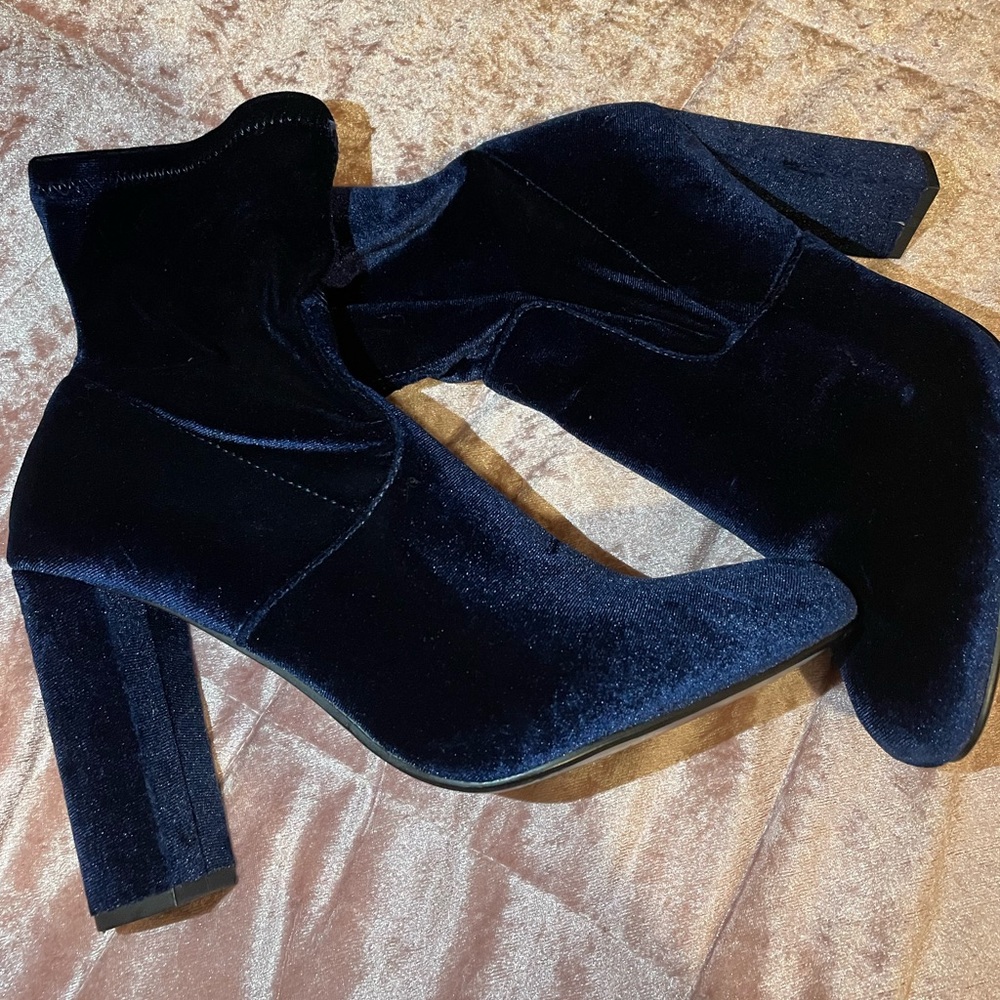 Womens Velvet Booties